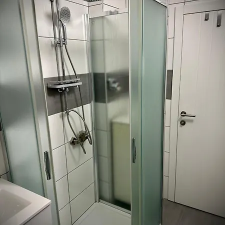 Deluxe - 'andrei 2' Apartman *